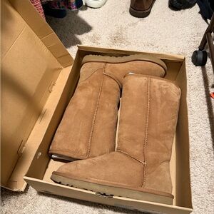 UGG Classic Tall II Boots in Chestnut